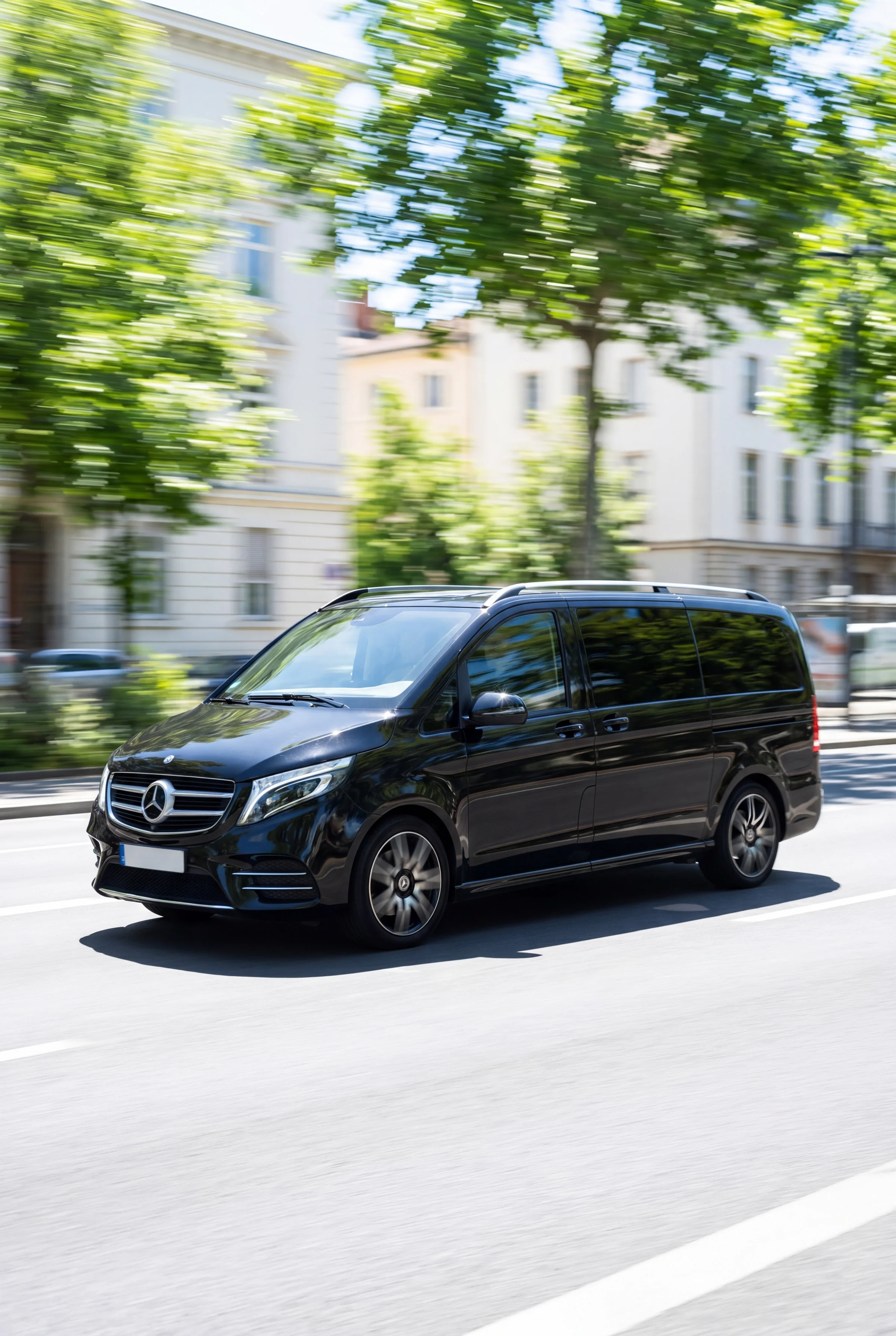 Mercedes Classe V avec chauffeur B2N Luxury Mobility